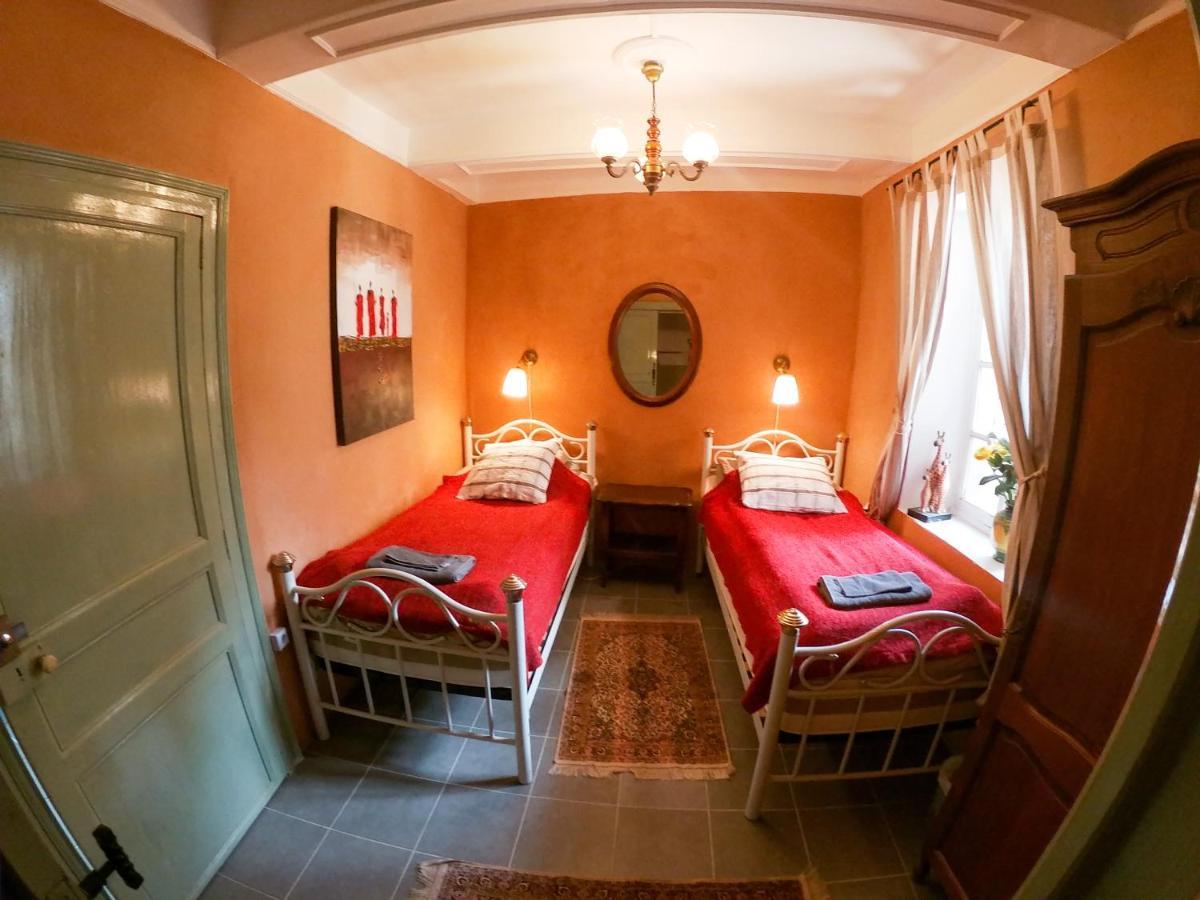 Hotel Chez Les Amis Saint-Nazaire-de-Ladarez Exteriér fotografie